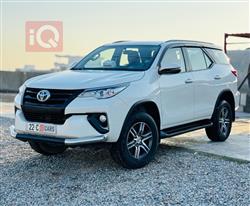 تۆیۆتا فۆرچێنەر